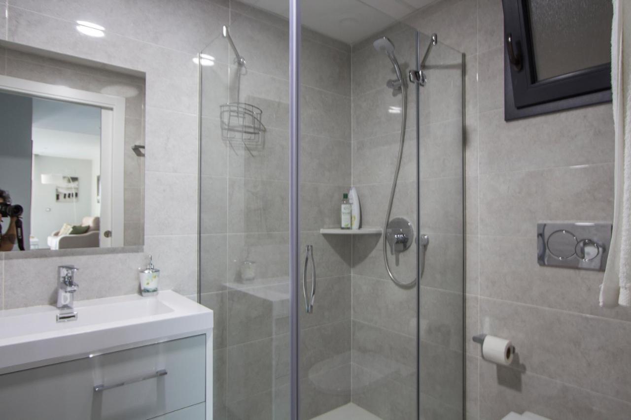 ארנאלס דל סול Infinity Luxury Sea View Apartment With Private Garden מראה חיצוני תמונה